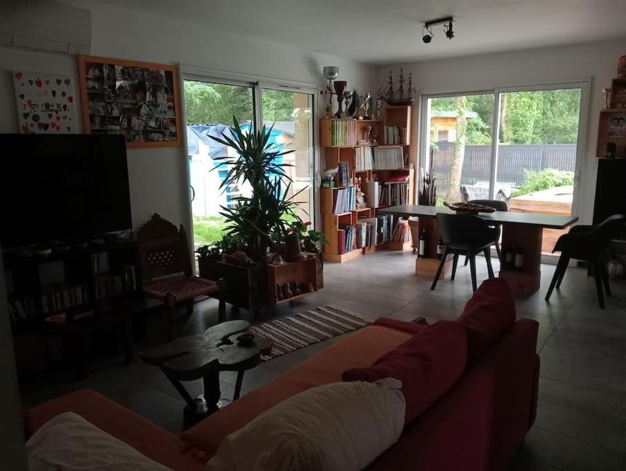 Maison 70M2 Calme Vue Sur Foret Salles  Exterior photo